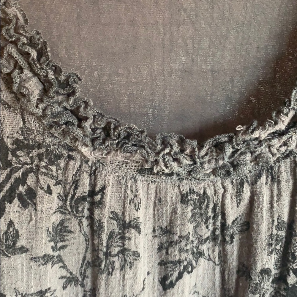 Dress - Picture 4 of 4